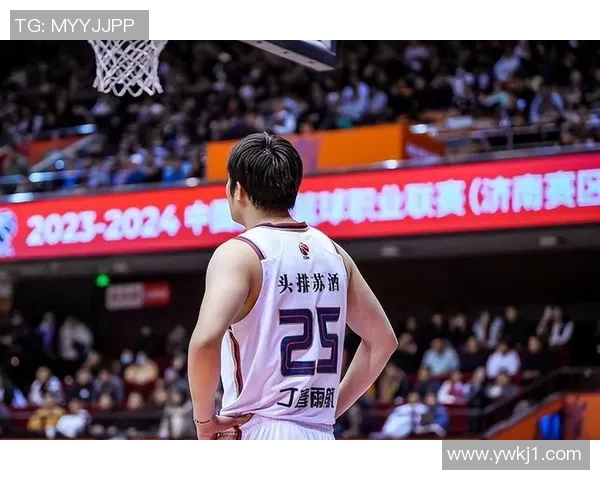 辽宁男篮胜广东纵贯线：丁彦雨航发威，击败对手夺得关键胜利